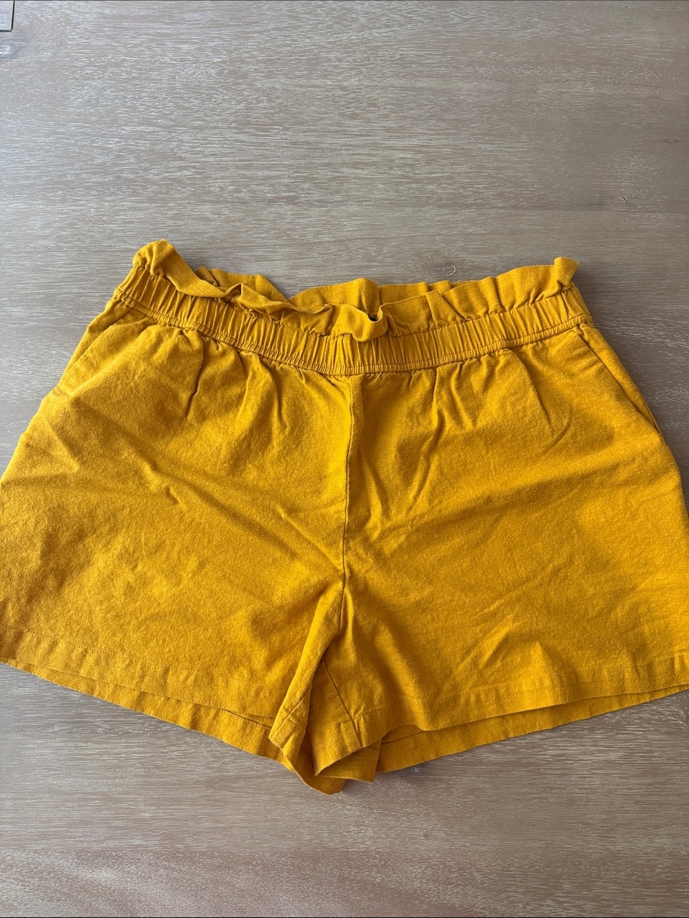 EXPRESS High Rise Linen Shorts | L - Picture 2 of 5